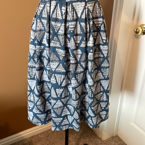 Dress with pockets!! - Picture 4 of 7